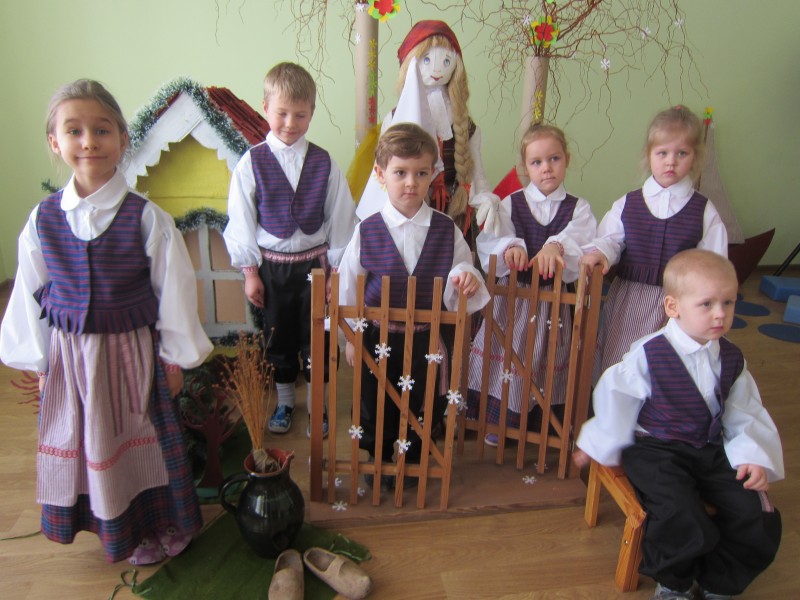ŠVENTINĖ POPIETĖ-12